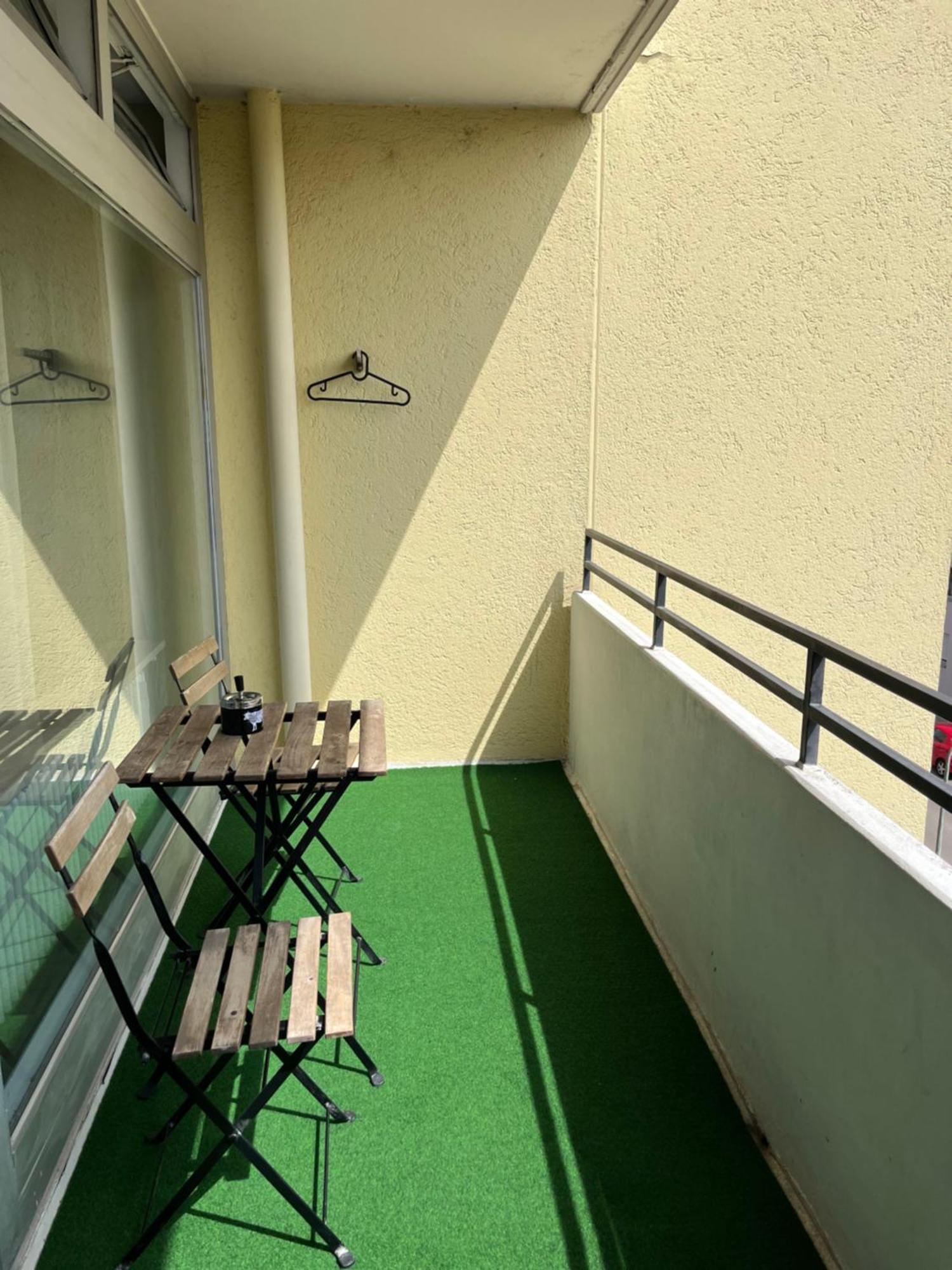 Leo Flat Apartment