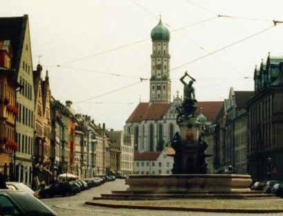 Leo Flat * Augsburg